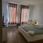 3 Angels O K B Apartamento