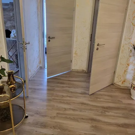 3 Angels O K B Апартаменты *