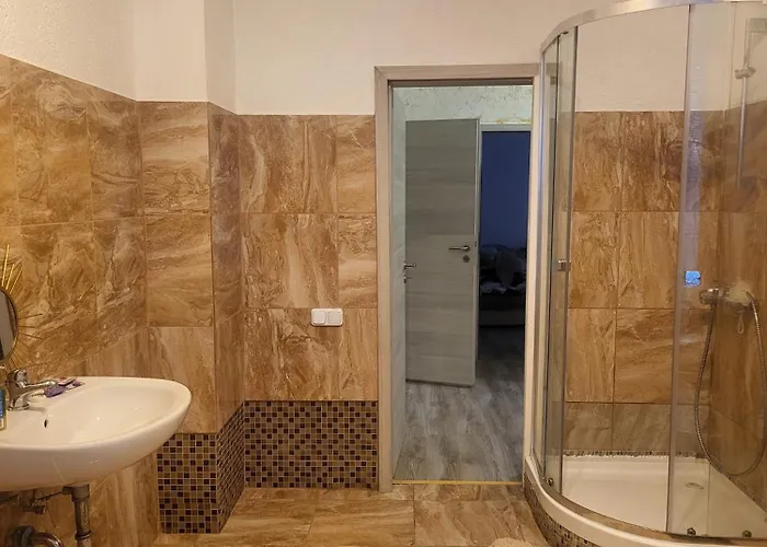 Daire 3 Angels O K B Altenburg