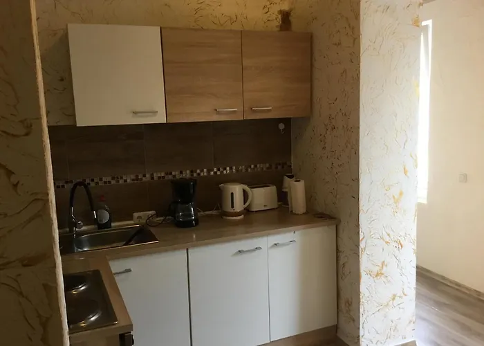 3 Angels O K B Daire *