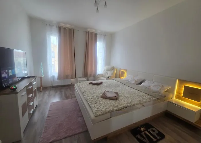 3 Angels O K B Daire